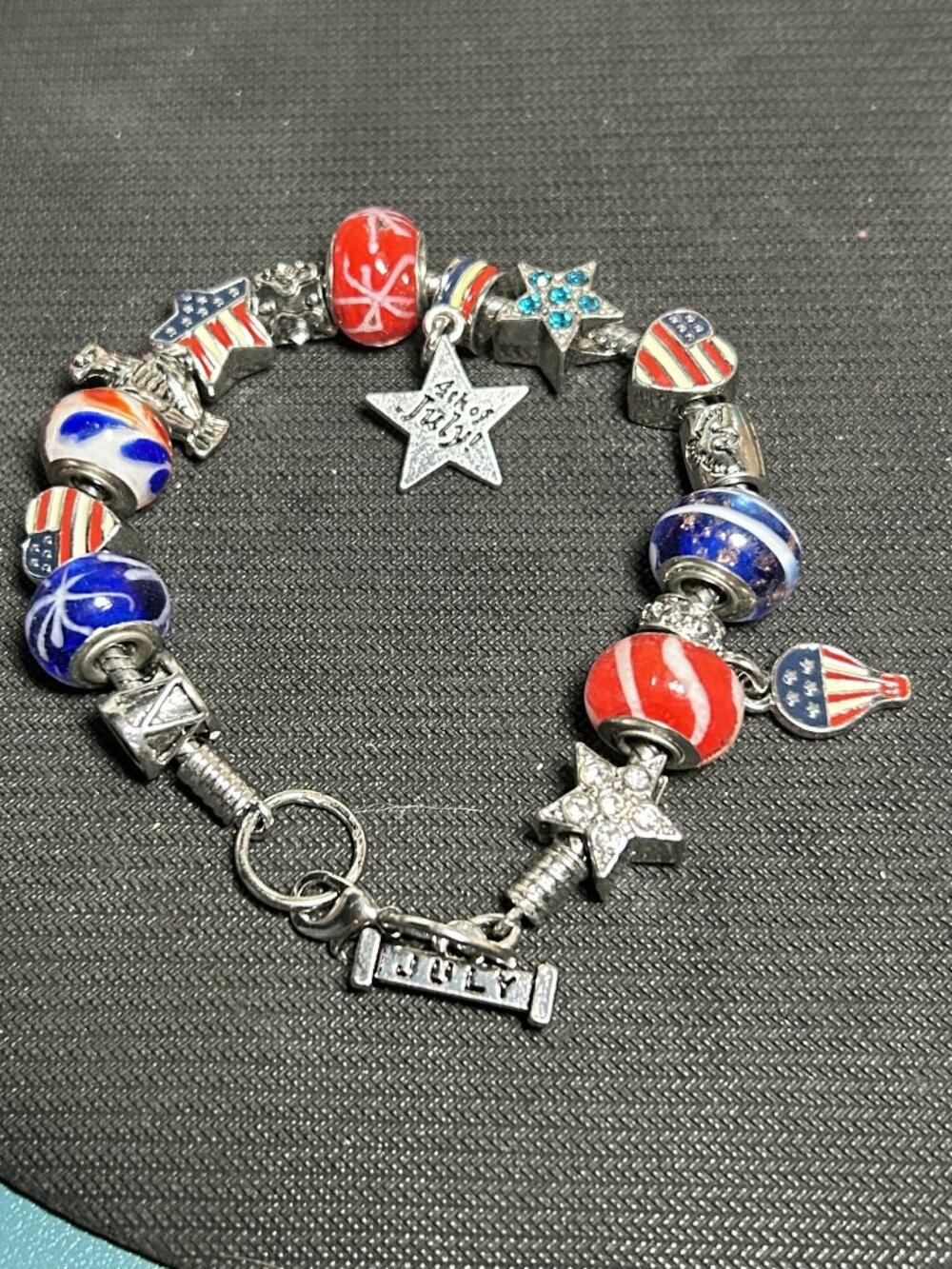 Willabee & Ward 4th of July Patriotic Charm Bracelet Red White Blue USA